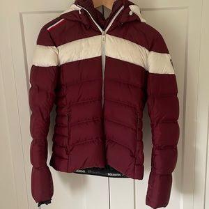 Rossignol ski jacket. Maroon colour.